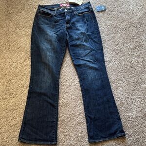 Lucky Brand Women's Boot Cut Jeans in Dark Blue